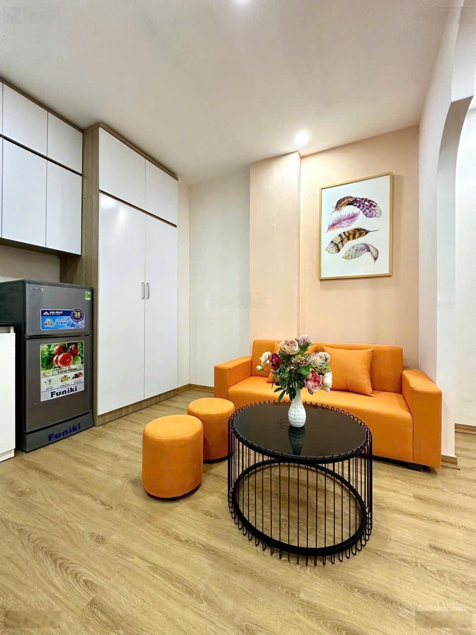 Bán tòa dòng tiền xây mới Chính Kinh, 90m2*7T TM, 17PKK, cách ô tô 20m, 2 thoáng, 100tr/th, PCCC