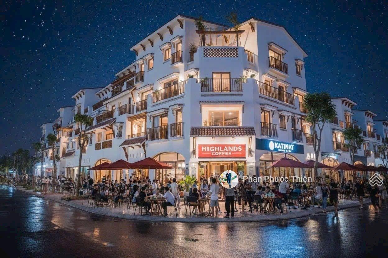 Cặp BT Song Lập 1 Hầm 3 lầu (10x20), có thể chuyển đổi thành 01 BT Đơn Lập mua từ CĐT Sun Group