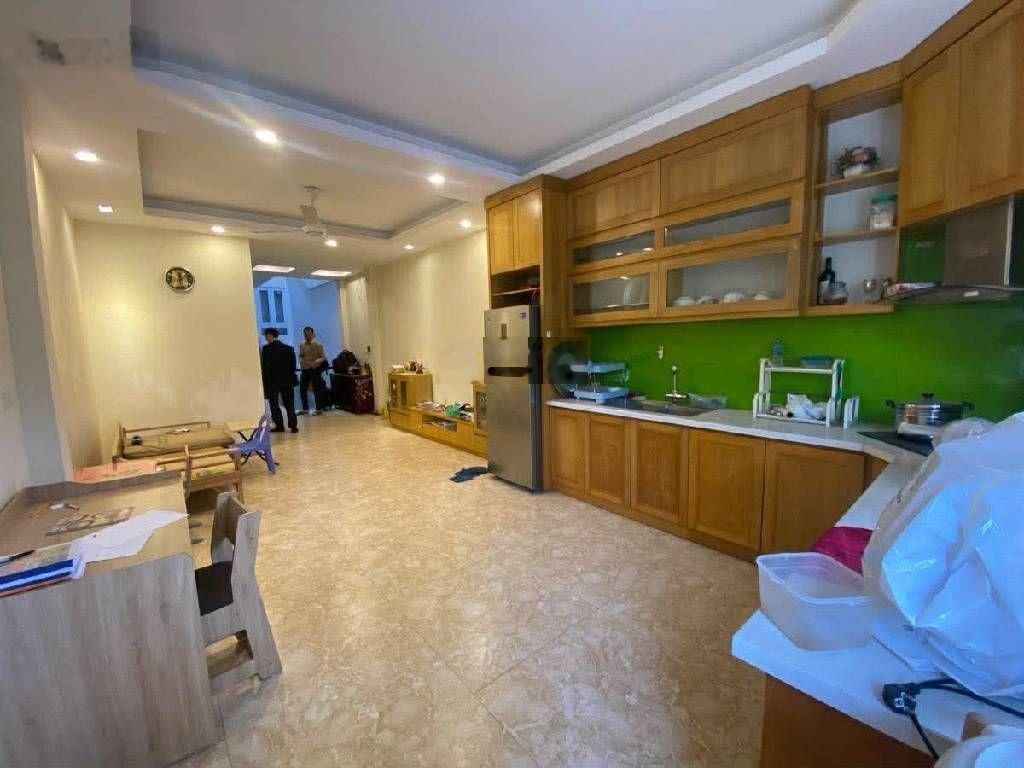 PHÂN Lô -Hoàng Quốc Việt -Ô Tô -Kinh Doanh -Thang Máy -115 m2-5 Tầng -MT 4.3