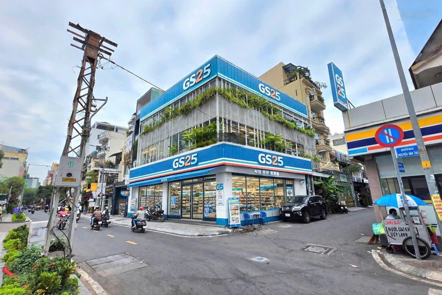 Cho thuê mặt bằng vip - góc 2 mặt tiền quận 1 - làm thương hiệu