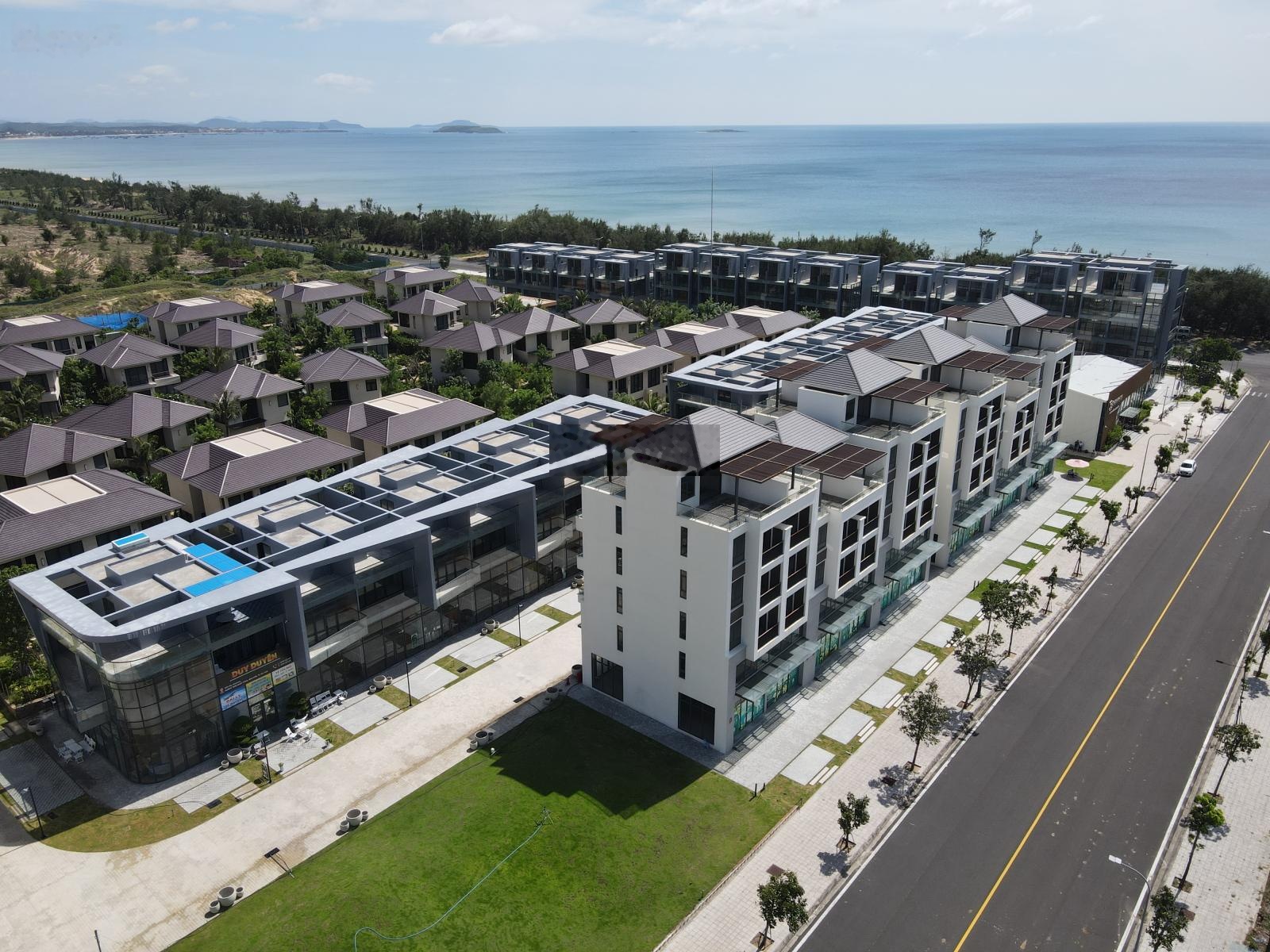 bán shphouse biển L'aurora với giá cực kì đầu tư và siêu lợi nhuận, sổ hồng riêng . lh 0866563878