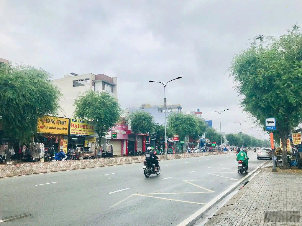 SIÊU PHẨM - KHAN HIẾM - GÓC 2 MT Lê Trọng Tấn, DT 8x18m, 4 tầng, HĐT 150tr/ tháng, 38 tỷ