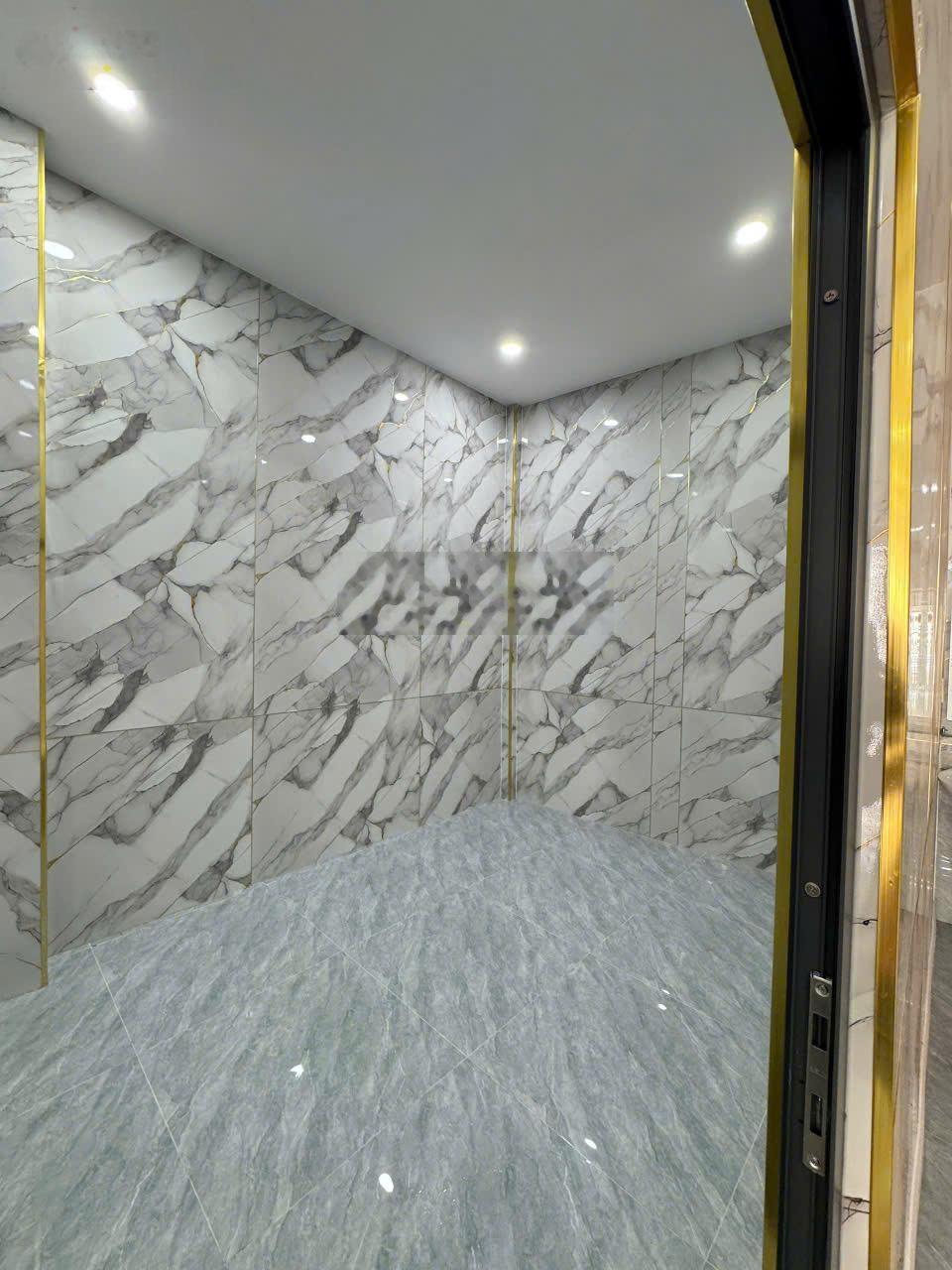 Bán nhà trệt lầu mặt tiền kinh doanh gần ngã tư Chiêu Liêu, Dĩ An