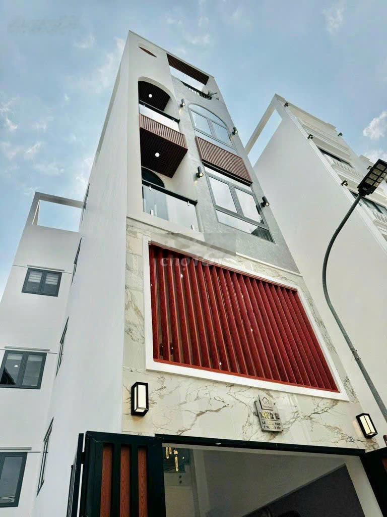 Chỉ 3,2tỷ sở hữu ngay nhà 73,3m2 Nguyễn Công Hoan, P7, PN. Xây 1trệt 3lầu.Ngay Siêu Thị Co.op Mart