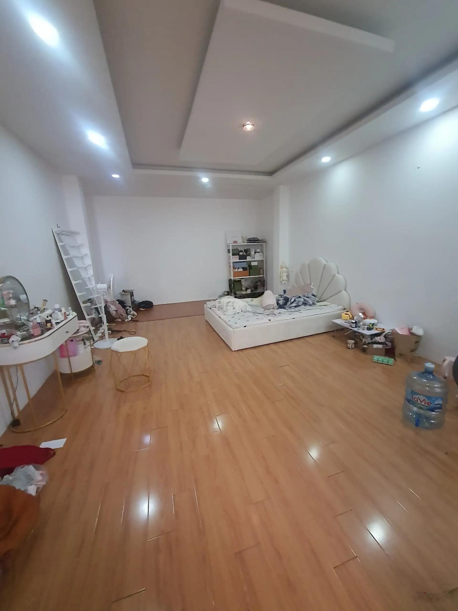 Nhà ở ngay tốt nhất Phan Đăng Lưu, HXH quay đầu, 4,5x17m, 75m2, 3 tầng, nhà đẹp, chỉ 13,5 tỷ TL