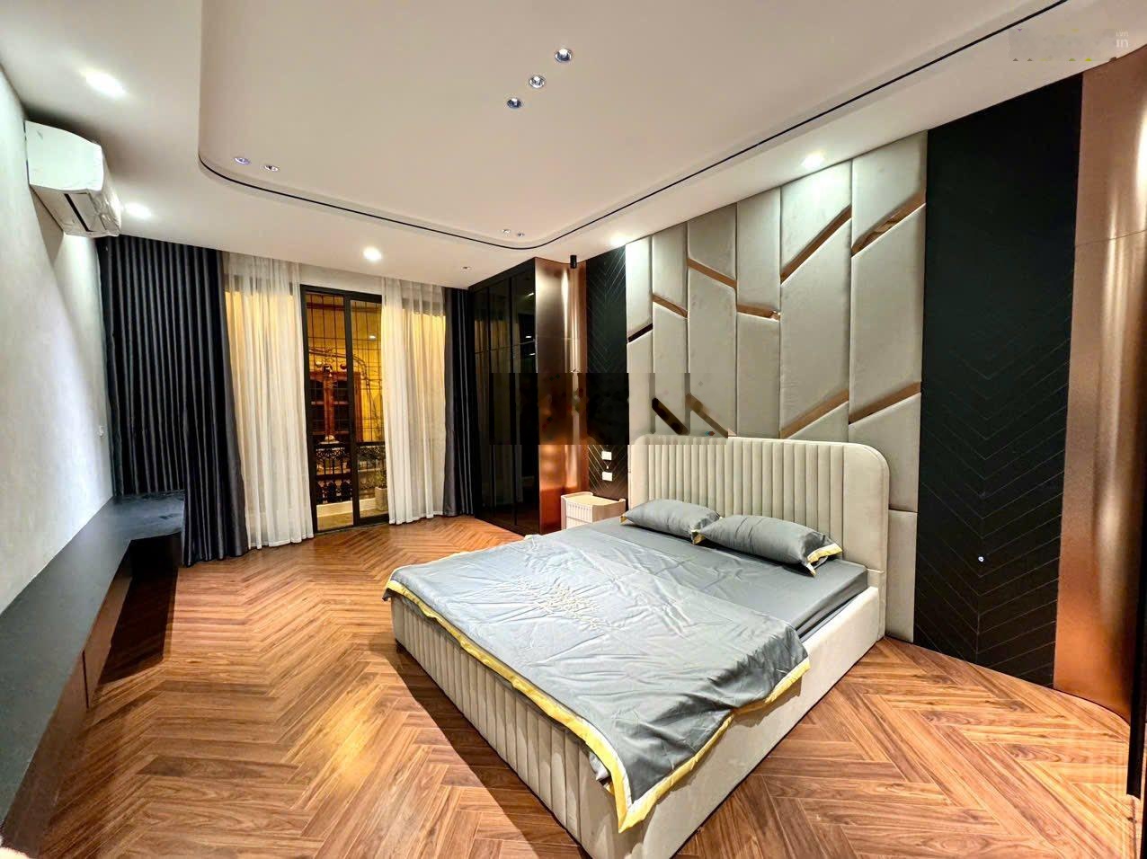 Víp nhất khương trung sát đưởng vành đai 2,5 40m 7 tầng thang máy nhà mới đét giá chỉ 13,3 tỷ