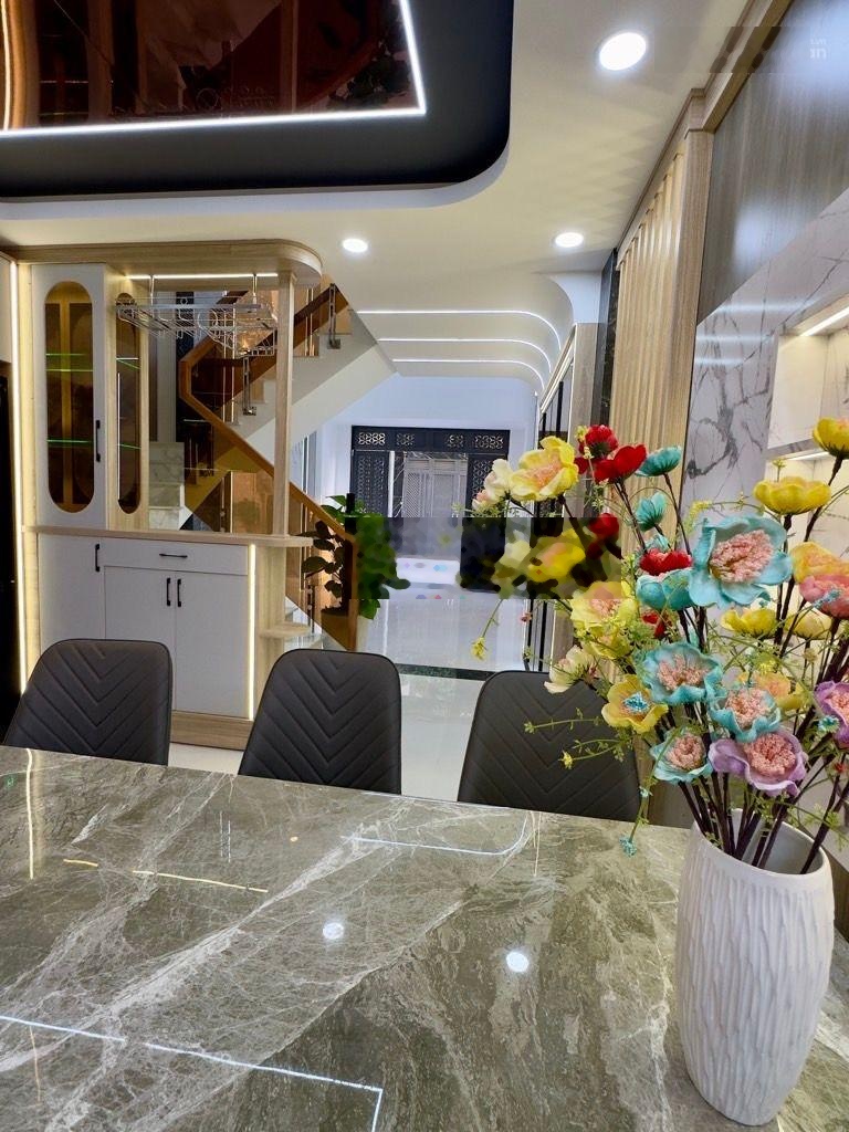 Nhà mới vào ở ngay - hẻm xe hơi - thạnh xuân 25, quận 12 - 5 tầng - 54m2 - 6,45 tỷ