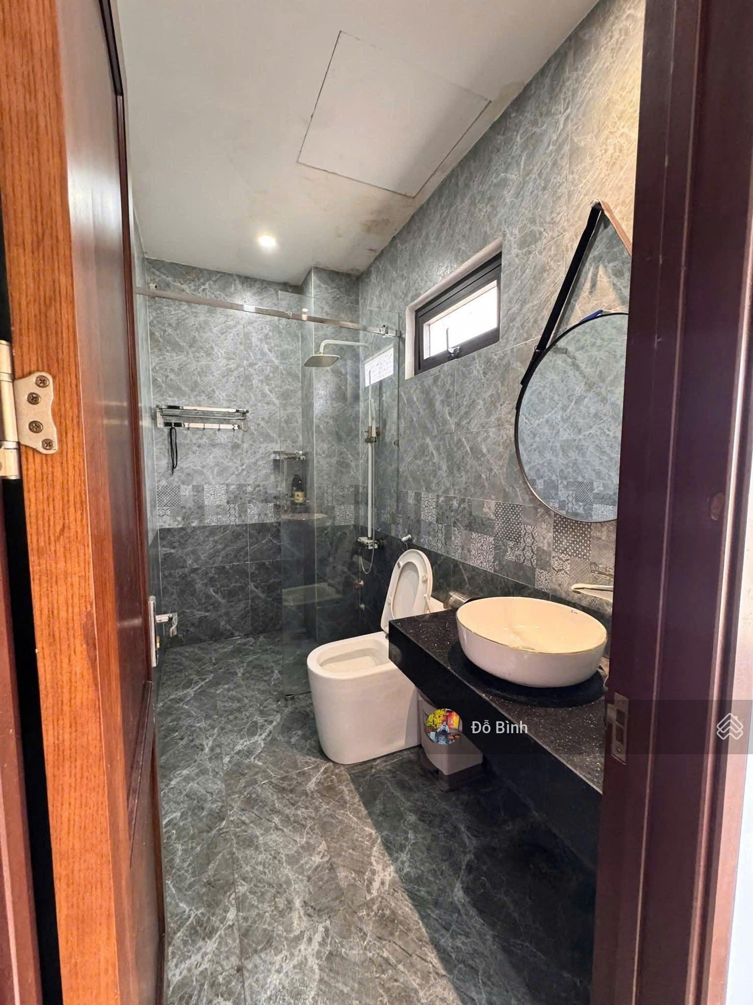 Cho thuê nhà 4 tầng đường: lâm nhĩ - mới đẹp - gần bến xe