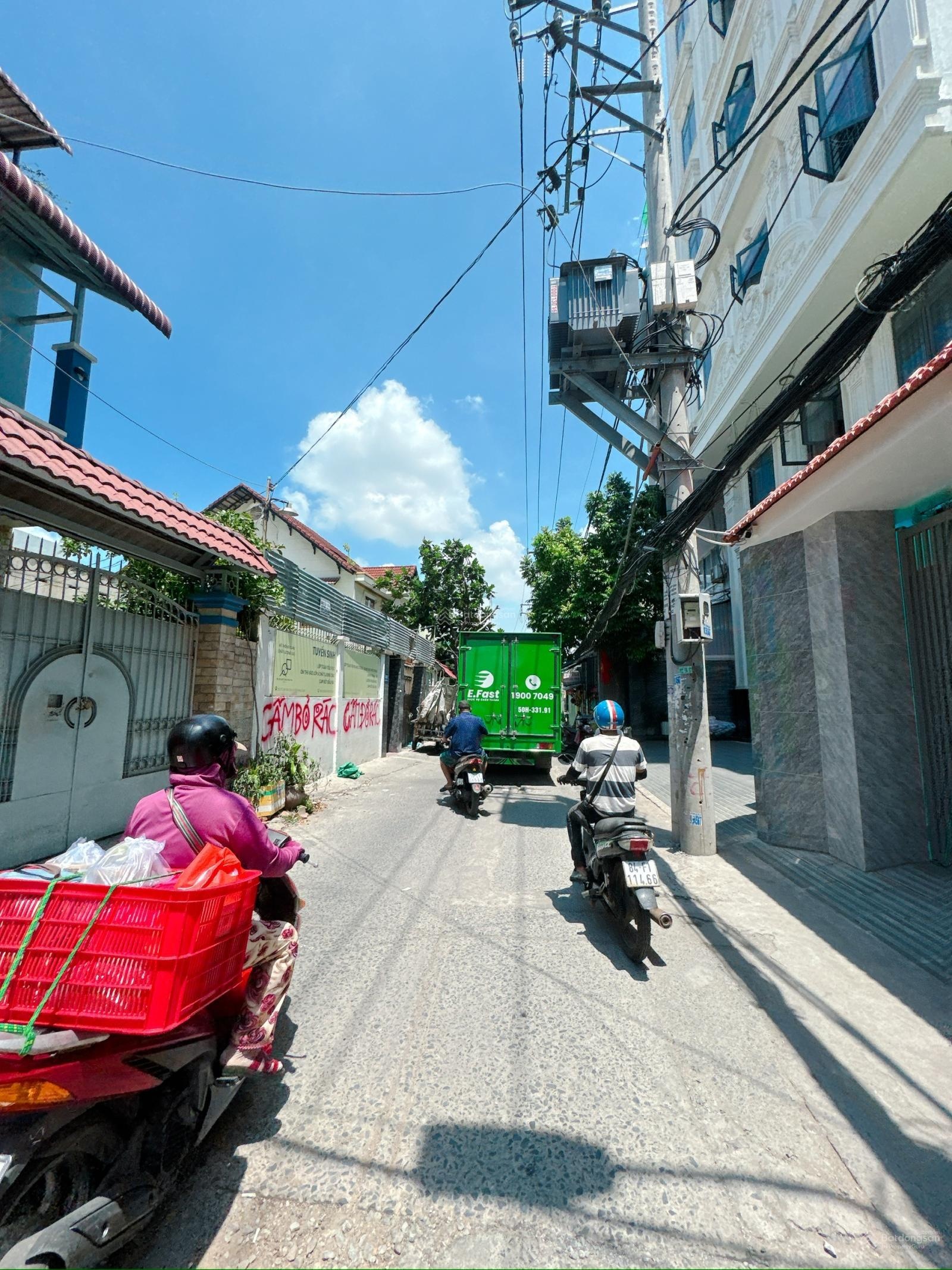 Bán nhà ngang 6m - 73.7m2 - Lâm Văn Bền P. Tân Kiểng Quận 7 - 4PN - Sổ hồng riêng - không quy hoạch