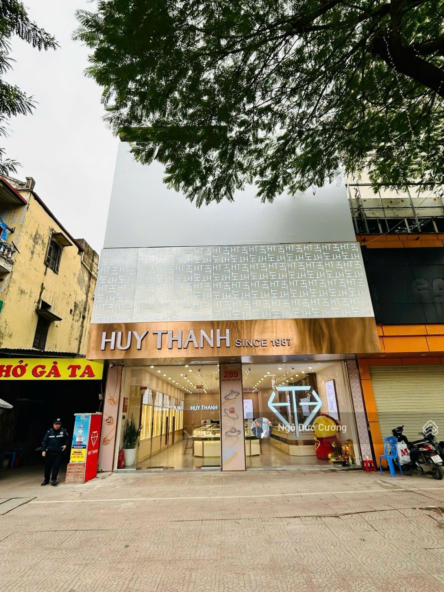 Cho thuê nhà mặt phố Hoàng Cầu 150m mặt tiền 5m vị trí đẹp sầm uất dãy ăn uống 0358881507