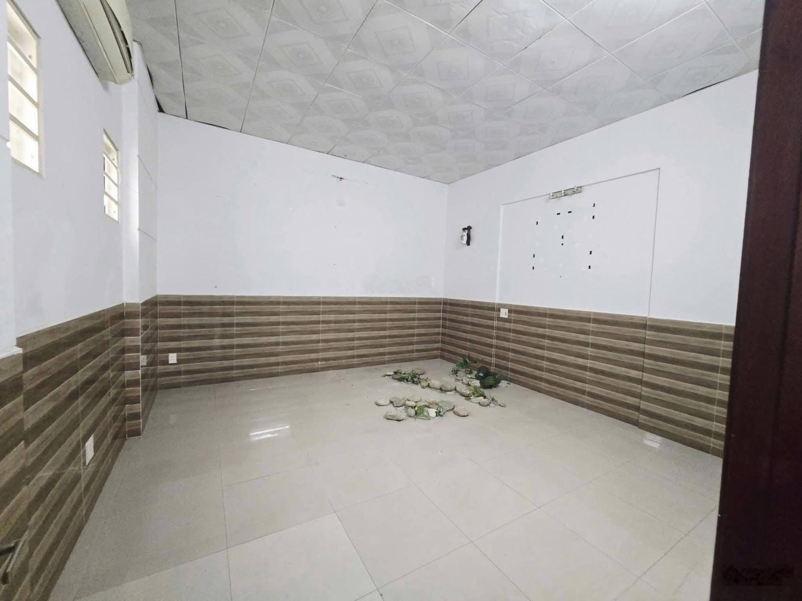 Cho thuê nhà mặt tiền #Hải #Phòng Vị trí gần bệnh viên, trường học Diện tích 150m2 bề ngang 5