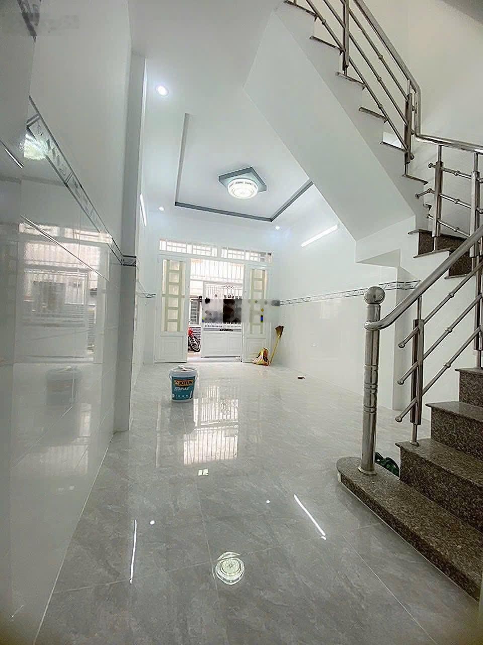 BÁN NHÀ Hẻm 2174 HTP nhà Bè DT 3,5x11 XD.1 trệt 1 lầu,tk 2pn 2wc ,Giá 1ty839,LH 0965004779 Mr Huy