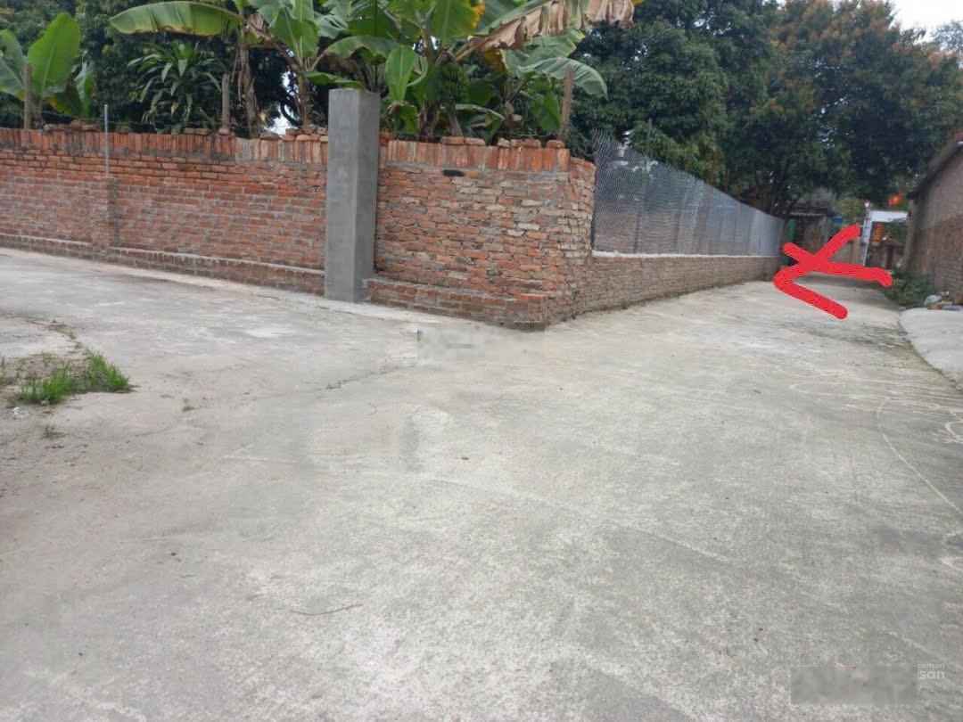 Cc bán 92m2 Gò Sỏi Hồng Kỳ. Đường thông, oto ngủ trong đất. 100m ra ql3. 2km tới thị trấn Sóc Sơn