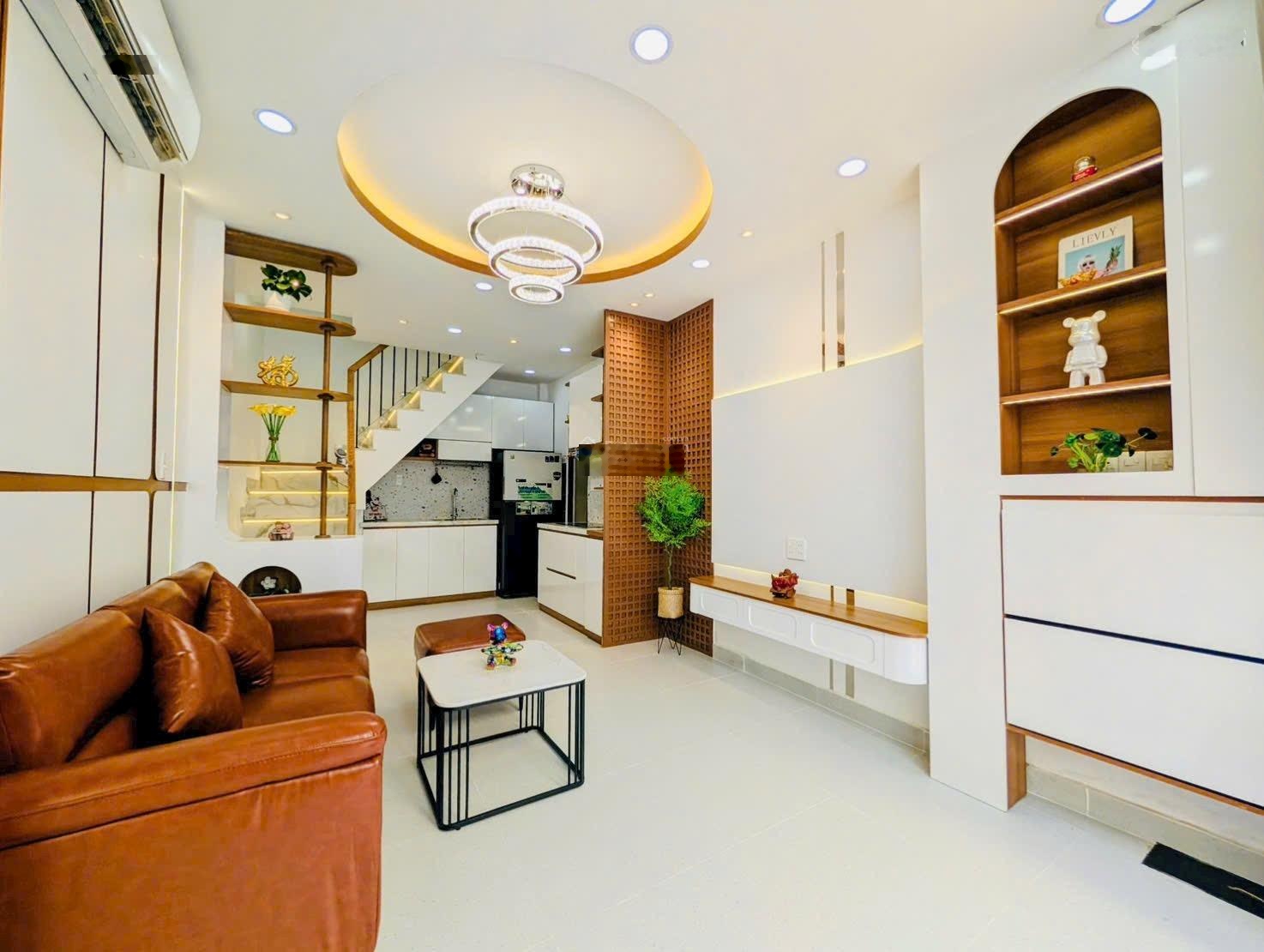 Bán Căn nhà đẹp full nội thất hẻm đẹp 5m Hồ Biểu Chánh P11 Phú Nhuận , gần nhà xe tải quay đầu được