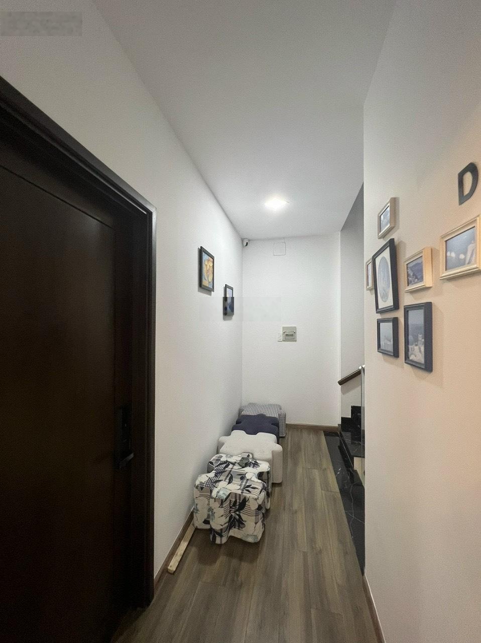 Bán gấp nhà đường Trần Mai Ninh , Ngã tư Bãy Hiền, DT 4x12m, 3 tâng mới đẹp giá chỉ 8,2 tỷ TL