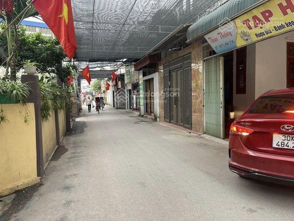 Bán gấp trong tết căn nhà 68m2 Yên Nghĩa, Hà Đông, 2 mặt tiền, chỉ 4 tỷ