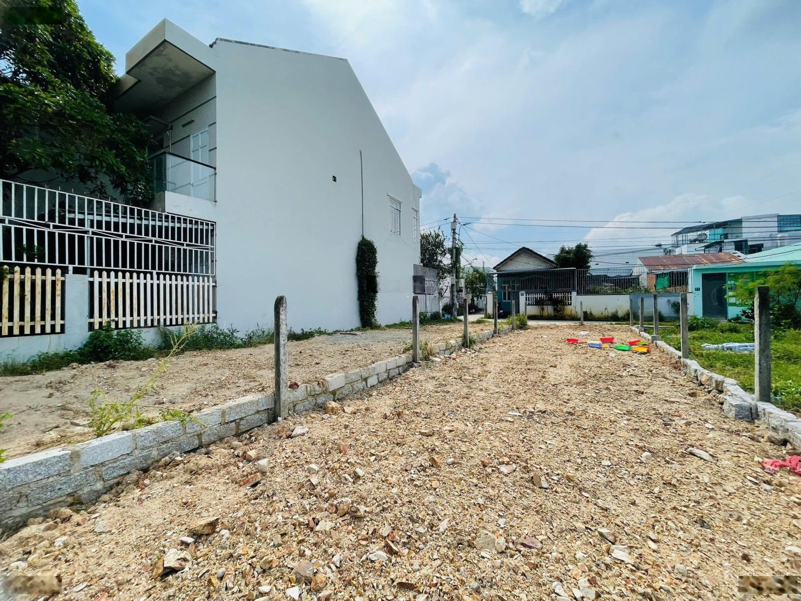 Đất gần sát Lương Định Của, Tây Nha Trang (Vĩnh Thạnh cũ) Giá chỉ 2,45 tỷ