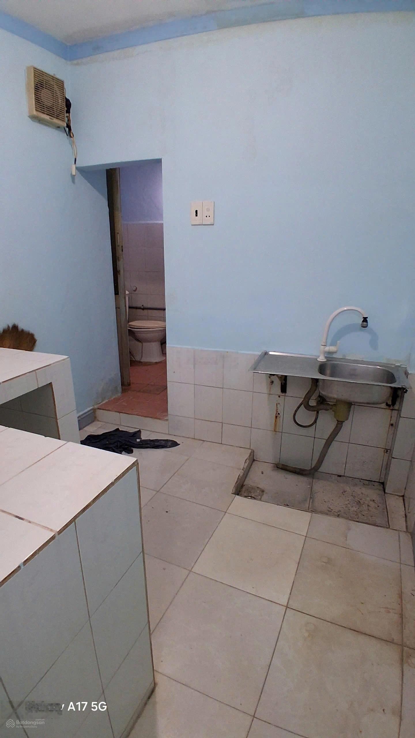 Bán Nhà 2 Tầng Văn Thân Q6 - 21m² - 30m Ra Hẻm Xe Tải, Nhỉnh 2 Tỷ