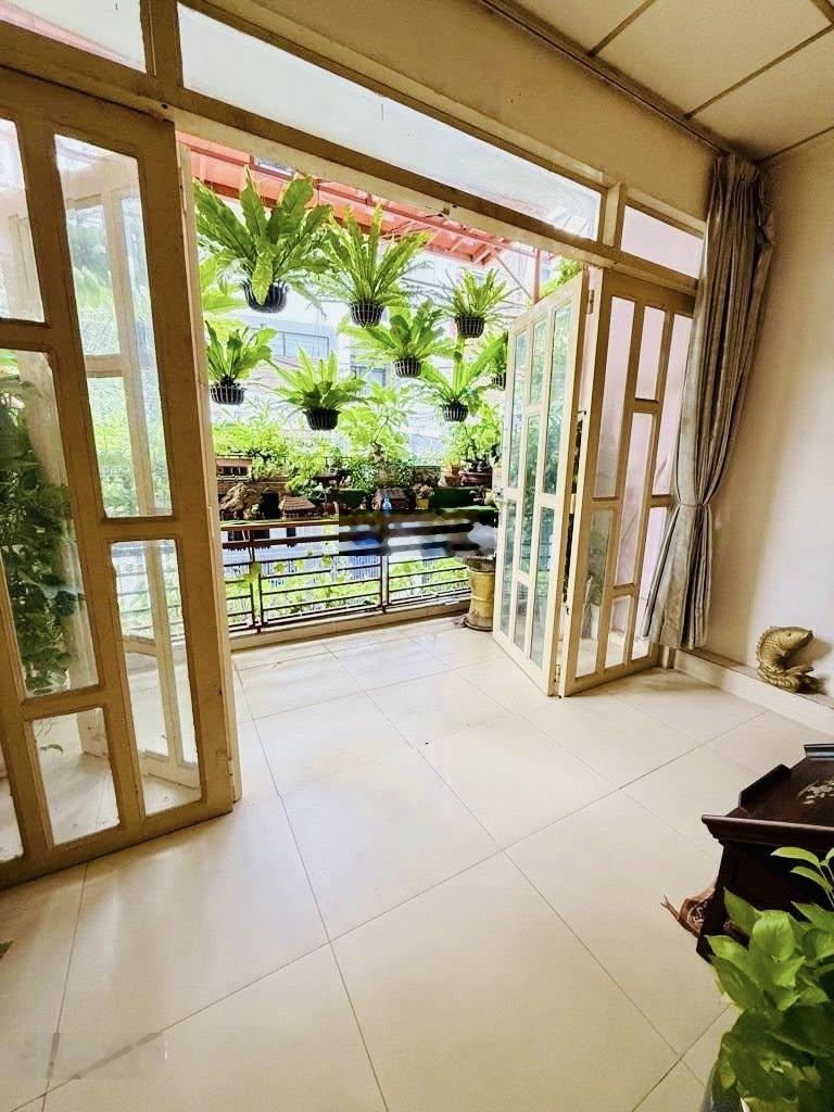 Mặt tiền 8m thoại ngọc hầu 3 tầng 84m nở hậu khu cao tầng chỉ 9 tỷ