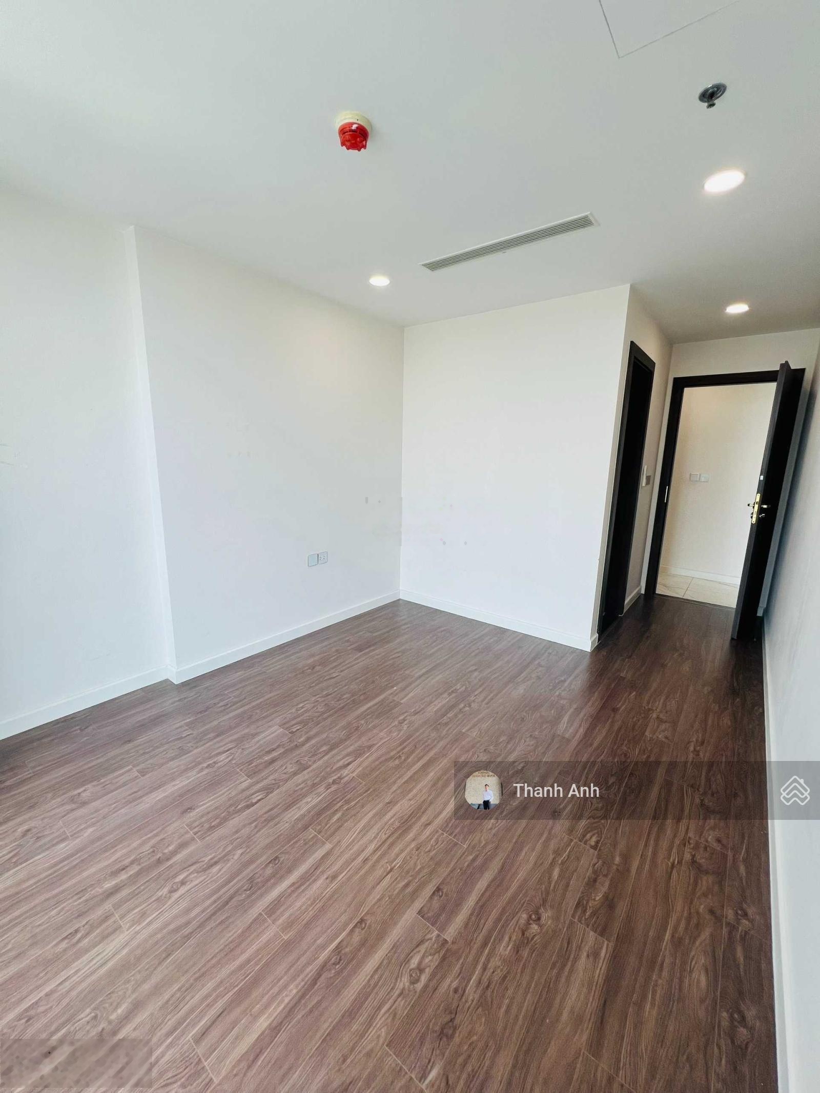 Bán gấp VPĐN 2PN2WC Sunshine Sky City giá 4TY, LH 0989272862 Thanh Anh