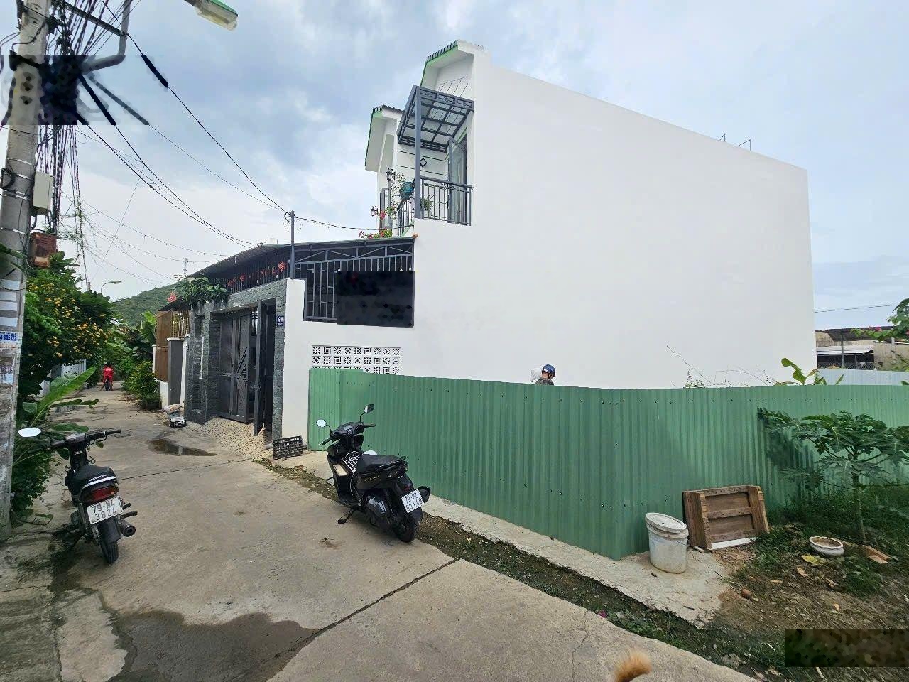 Bán đất đường oto 7 chỗ, đường thông, khu đường Liên Hoa, Tây Nha Trang, Khánh Hòa