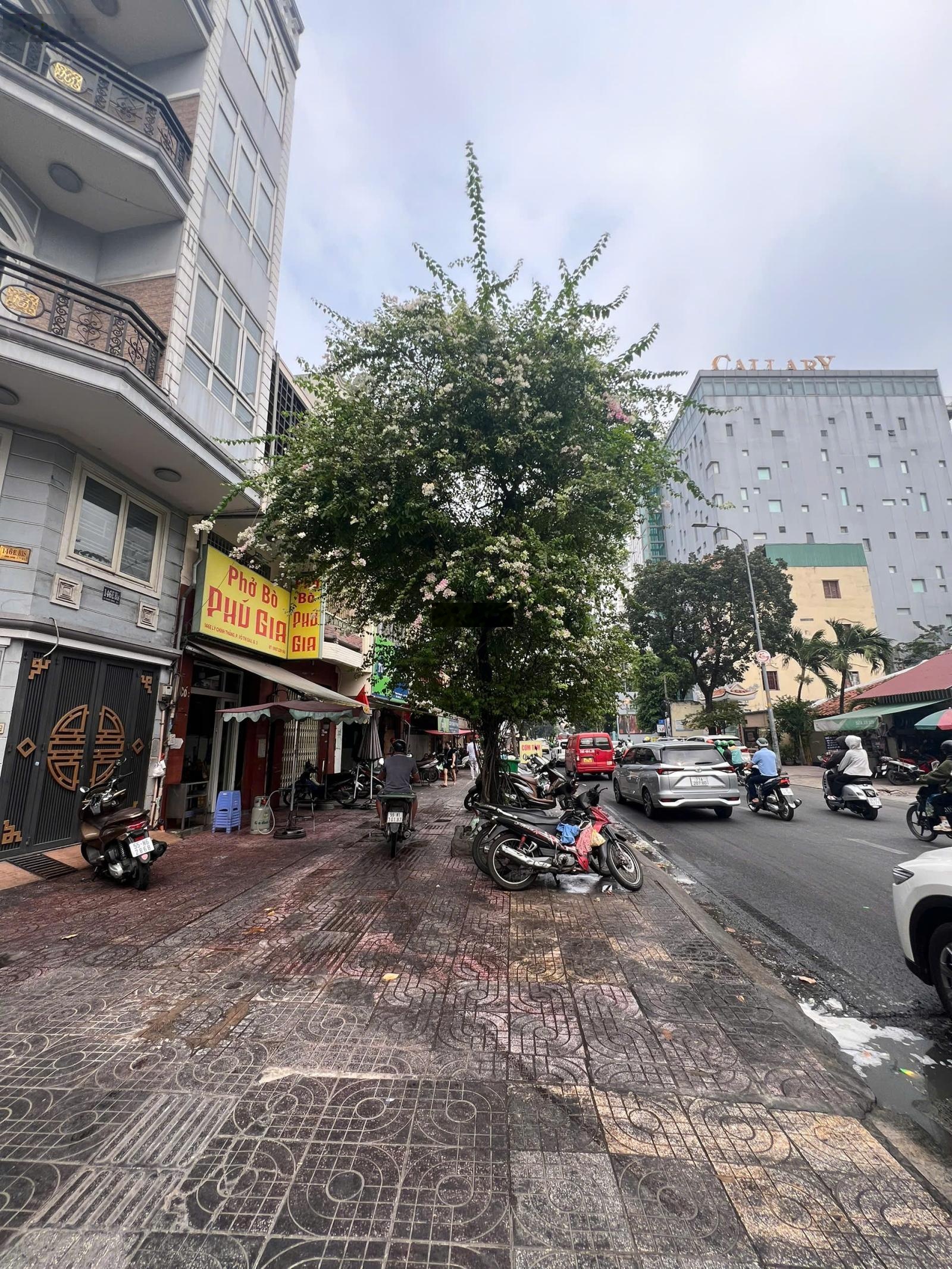 Cho thuê nhà mặt tiền kinh doanh sầm uất giá tốt Phường Xuân Hòa