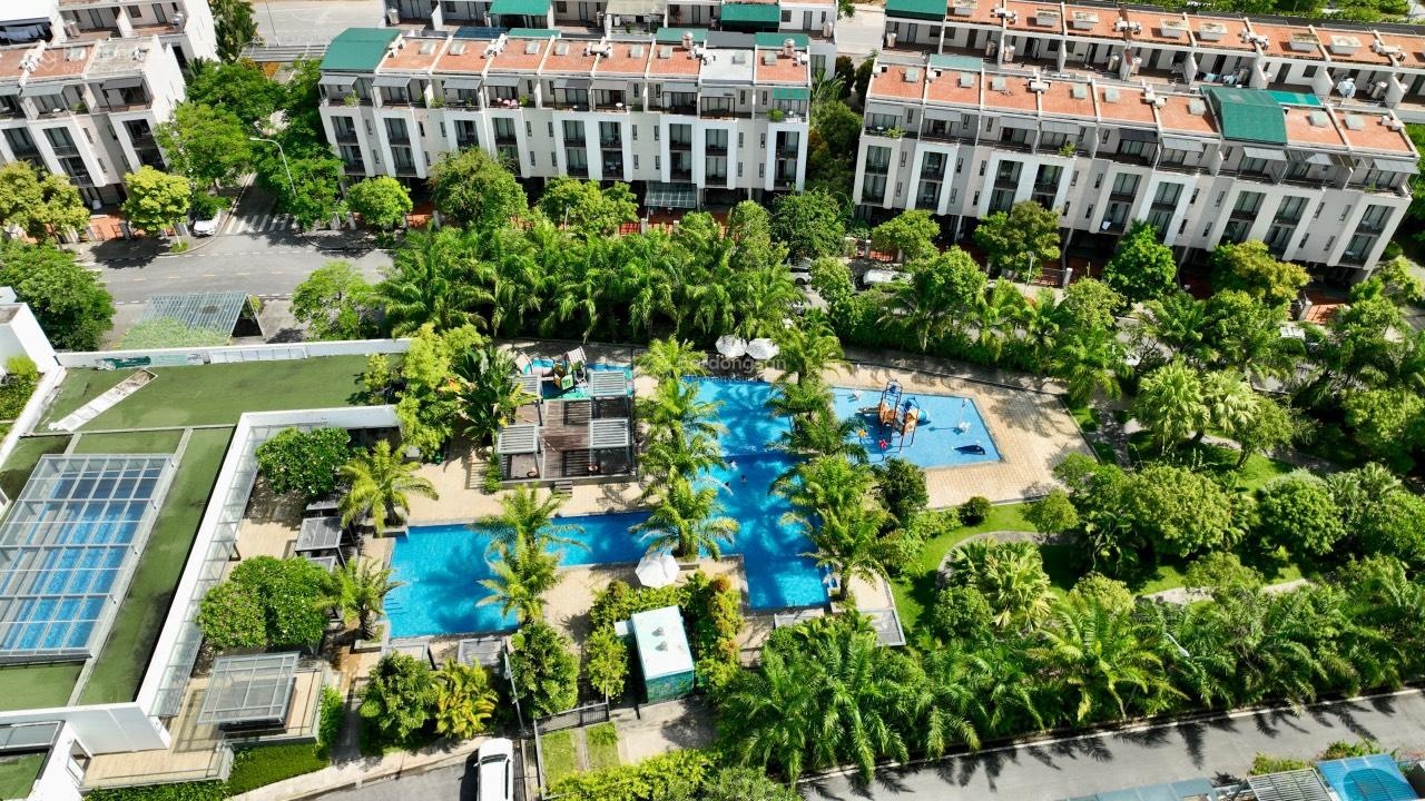 Mỗi em có liền kề 8tỷ5 hướng Đông Nam sẵn dòng tiền 20triệu cần bán, cách biển 100m full nội thất