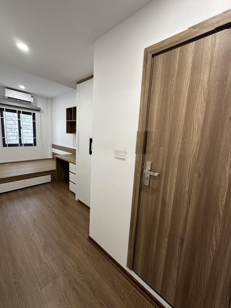 Bán nhà Tam Trinh 48m2 THANG MÁY - MT 5.2m cực hiếm - Sát Times City - 10.85 Tỷ