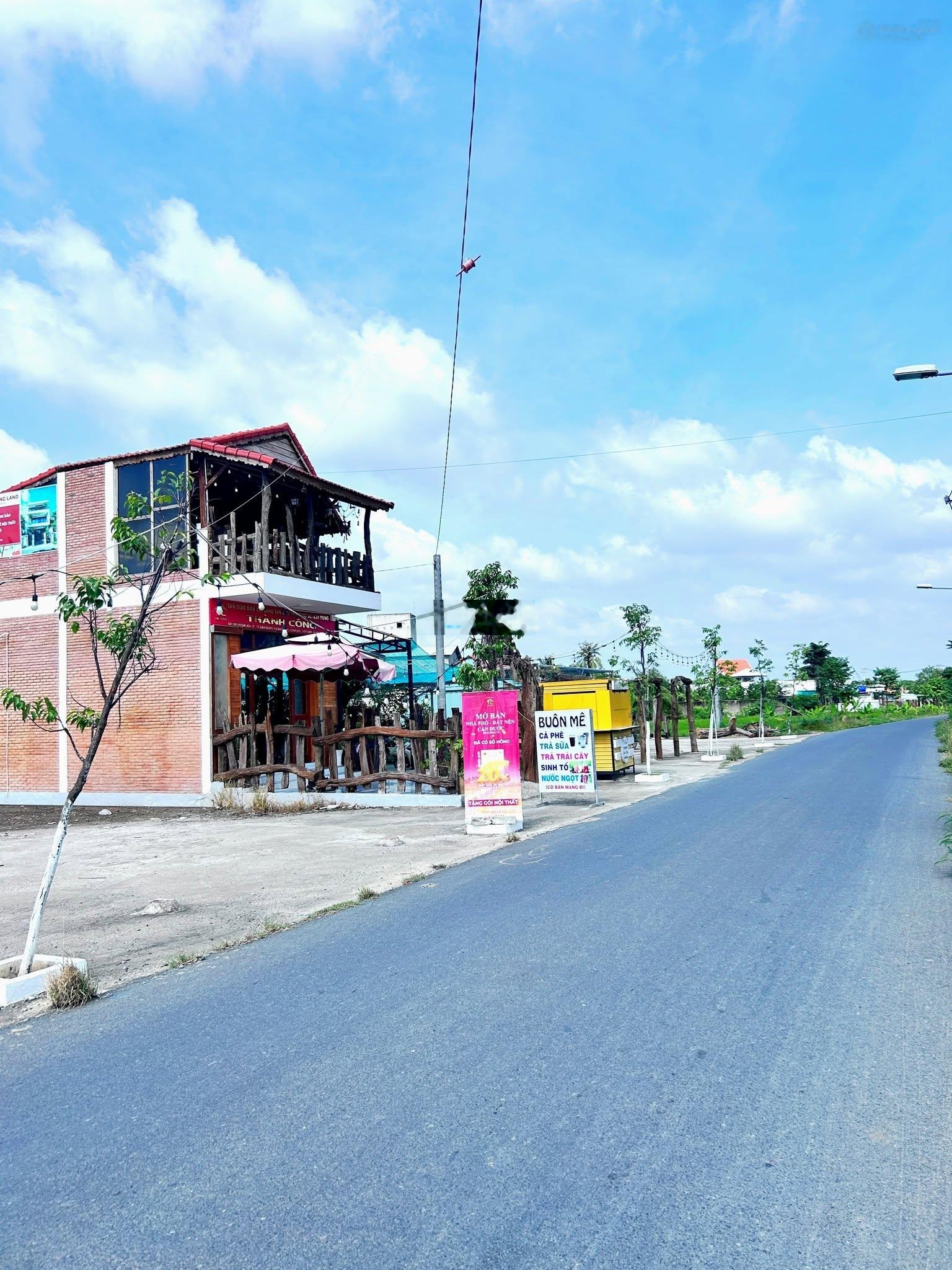 CHÍNH CHỦ cần bán đất ở đô thị sau lưng chợ Cần Đước, đường nhựa đẹp