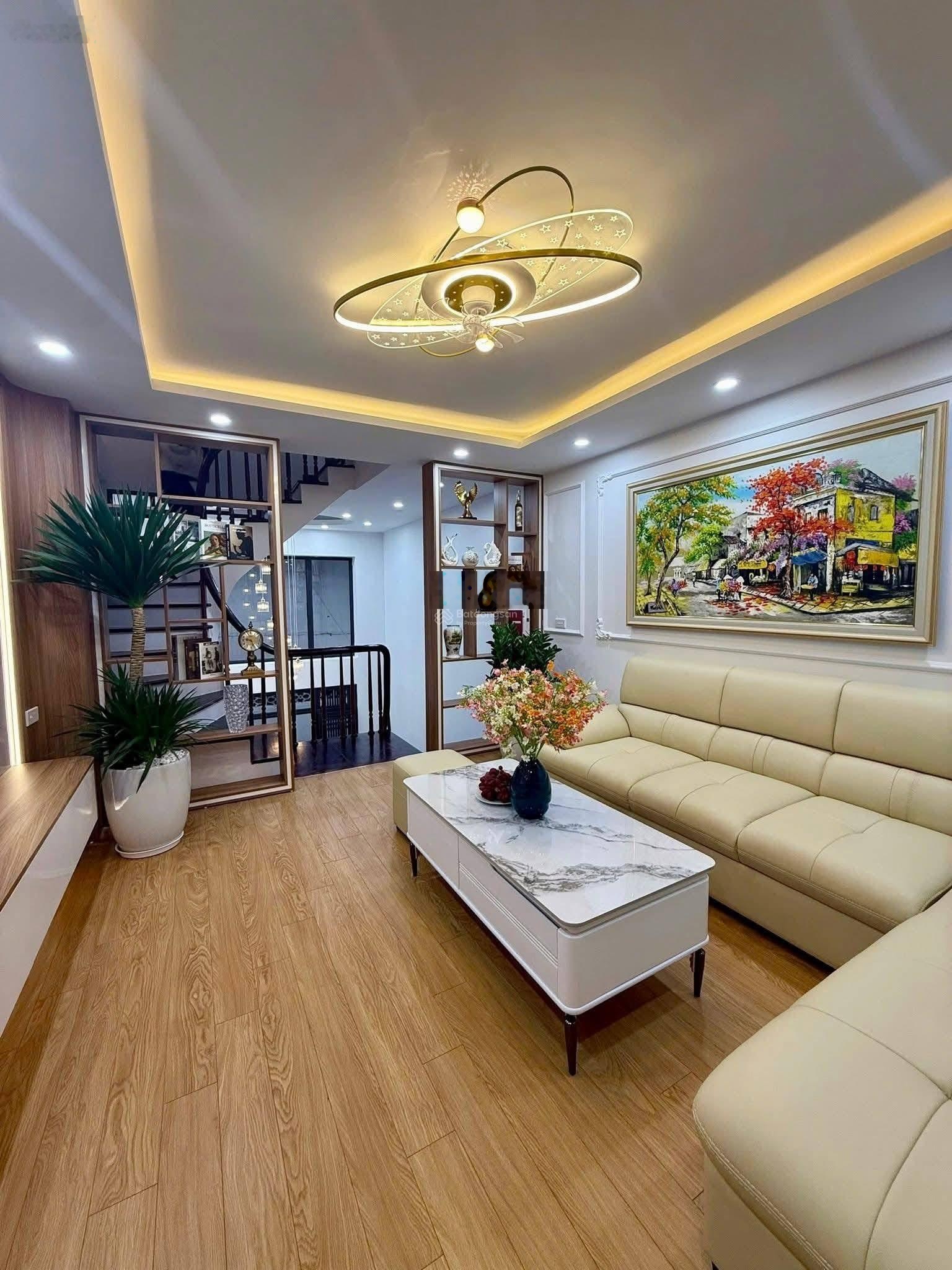 Ngọc hồi thanh trì | 35m x 5 tầng | ô tô 7 chỗ đỗ cửa | nhà đẹp đón tết | 8 tỷ