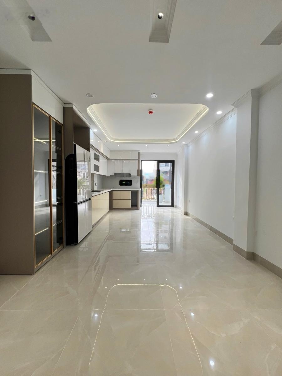 Chủ cần bán gấp trước tết nhà đẹp 42m 7 tầng có thang máy phân lô đh sư phạm ô tô vào nhà