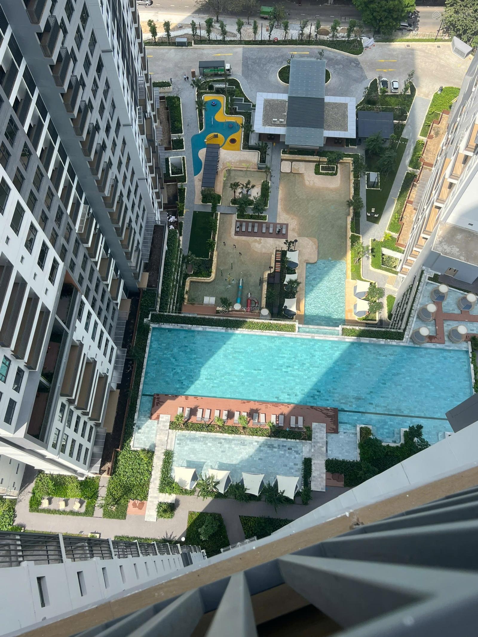 Cho thuê nhanh ch the infiniti cao cấp liền kề pmh 3pn full nt mới căn hộ mới bàn giao lh ngay!!