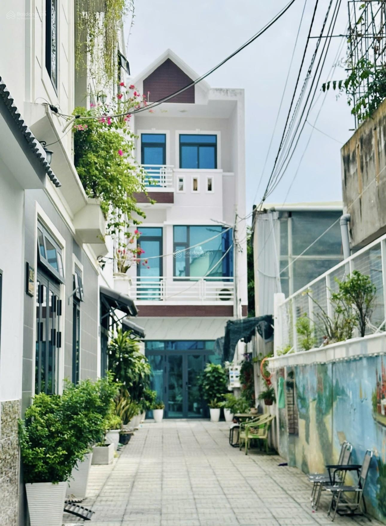 Bán nhà 4 lầu khu vực trung tâm - hẻm ô tô vào tới nơi - TP. Vũng Tàu