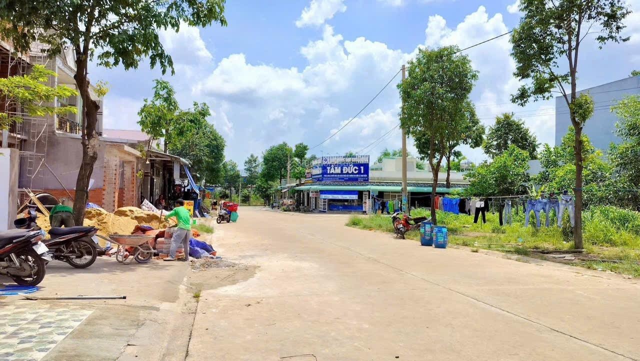 Lô đất gần đường Vành Đai 4 KCN MP3 khu I, P Thới Hoà, Thành phố HCM vị trí kinh doanh