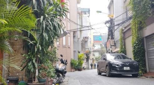 Nhỉnh 10 tỷ- Nhà 36m-5 tầng thang máy -20m ra ô tô tránh- nhà mới full đồ-nội thất xịn xò