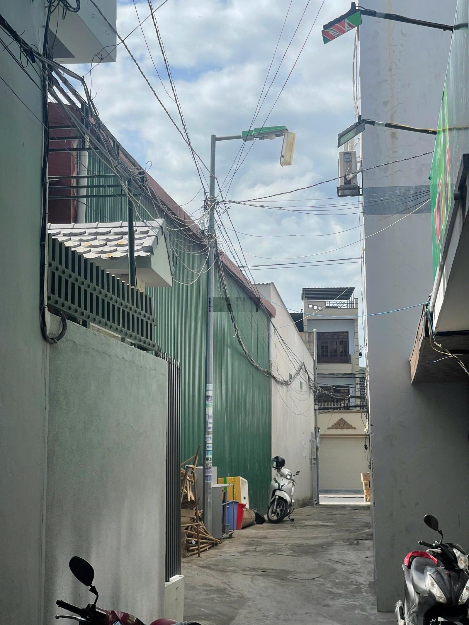 Bán nhà 2 tầng hẻm 2/4 TP Nha Trang, gần Champa. 96.9m2 giá tốt 4.5 tỷ