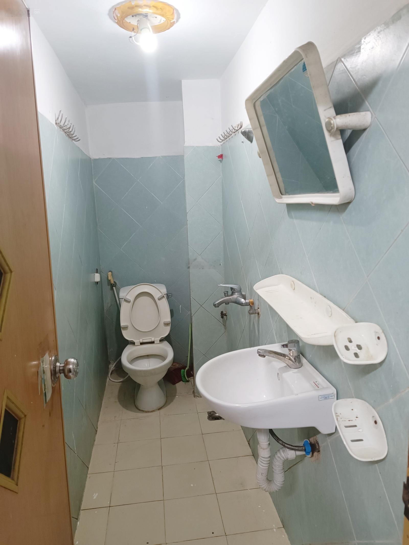 Phòng đẹp khép kín 1002 Láng_ 18 m2 _ 3.3 tr_ở ngay