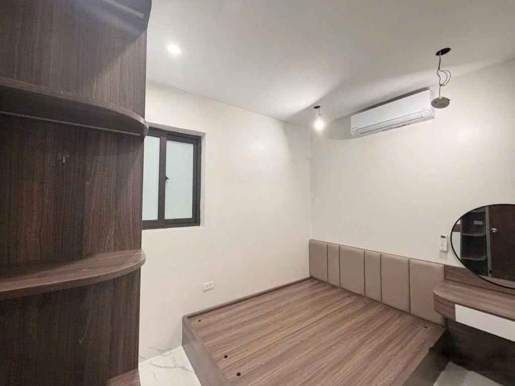 - Bán căn hộ chung cư Huỳnh Thúc Kháng, Láng, Đống Đa, Siêu đẹp, 48m2, 5.03 tỷ