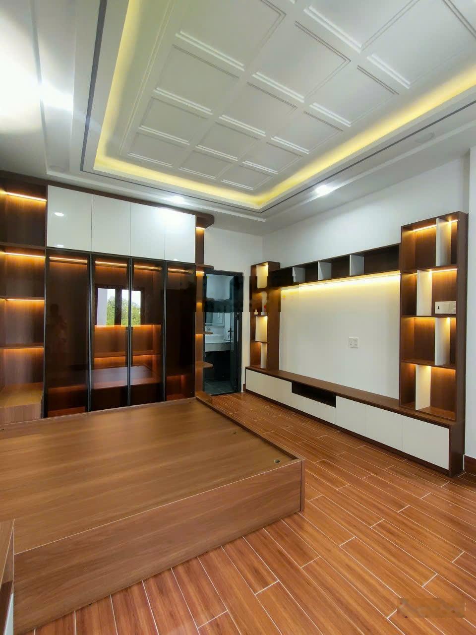 Hailongreal: nhà 7x14m, 4 tầng, mới 100%, full nội thất, 409/ nguyễn văn tạo, giá: 8.9ty, khu vip