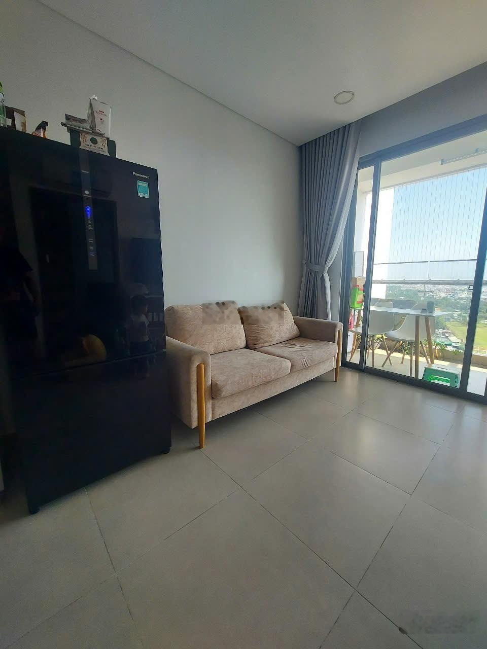 Cuối năm chủ cần bán gấp căn hộ 2pn2wc Hướng Tây Nam full nội thất, sẵn HD thuê. Lh 0981795491