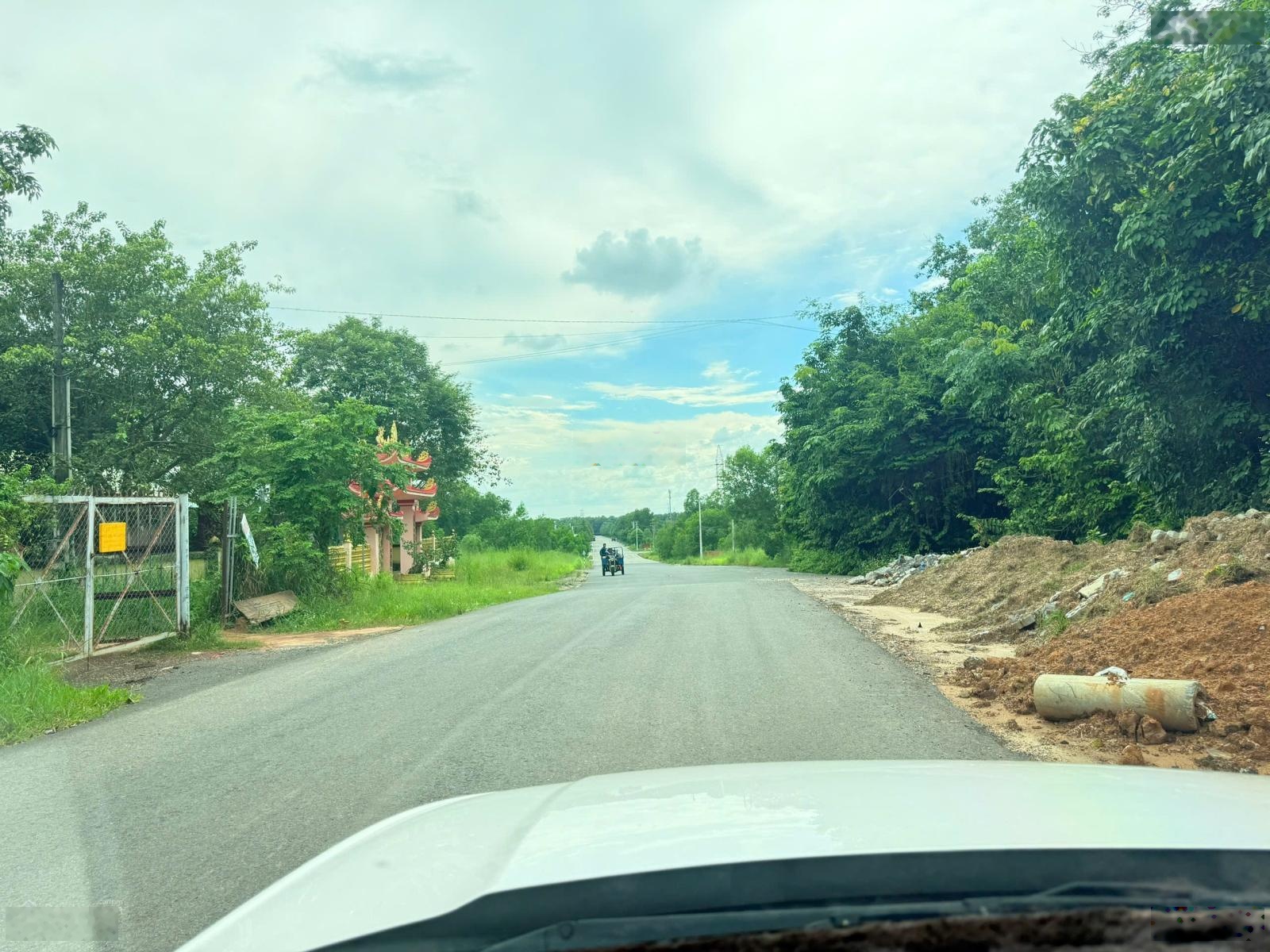 Bán đất Phường Thới Hòa Bến Cát giáp Mỹ Phước. Diện tích 6x69 (419m2) thổ cư 300m2. Giá rẻ đầu tư