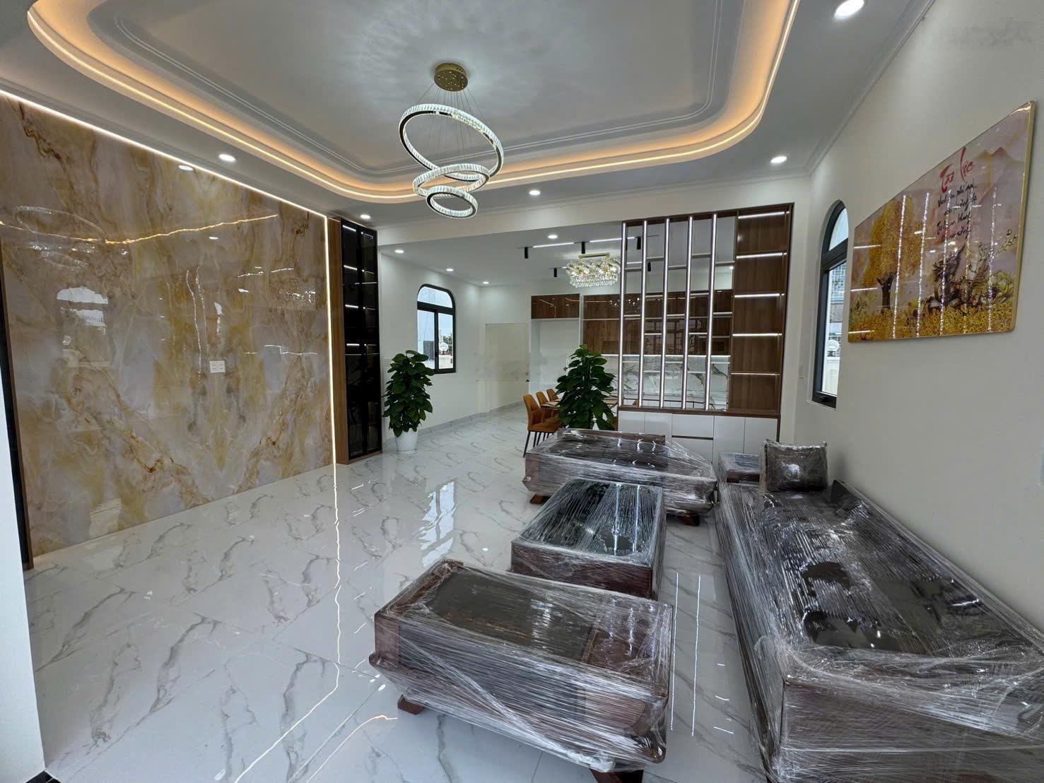 Giảm sốc 200 triệu Villa Sân Vườn 329m2 chỉ còn 4,8 tỷ