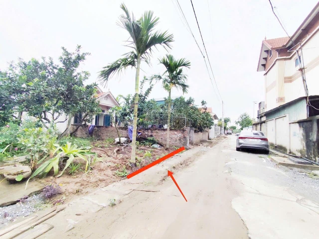 Bán đất trục chính đồng chằm - sát cổng đh quốc gia - giá chỉ 27tr/m2