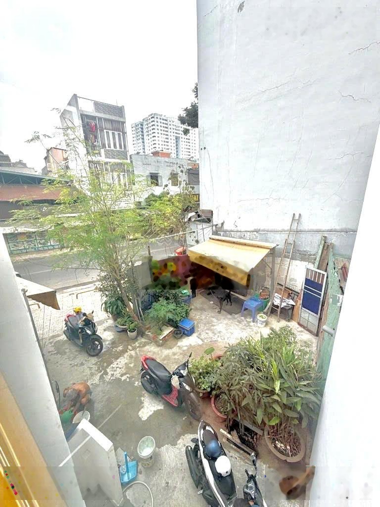 Nhà mới ở ngay - đường Vườn Lài - chợ Tân Hương - hai mặt hẻm thoáng - 3.x tỷ