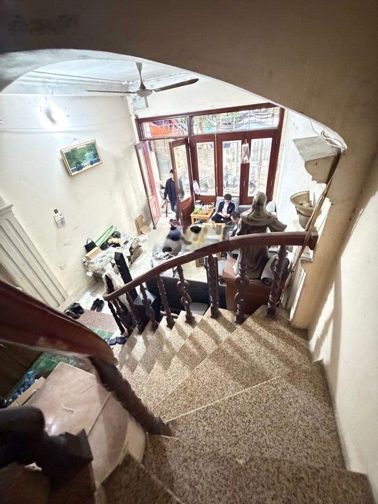 Nhà phố Nguyễn Lương Bằng - 65m2 - ngõ thông kinh doanh - gần phố