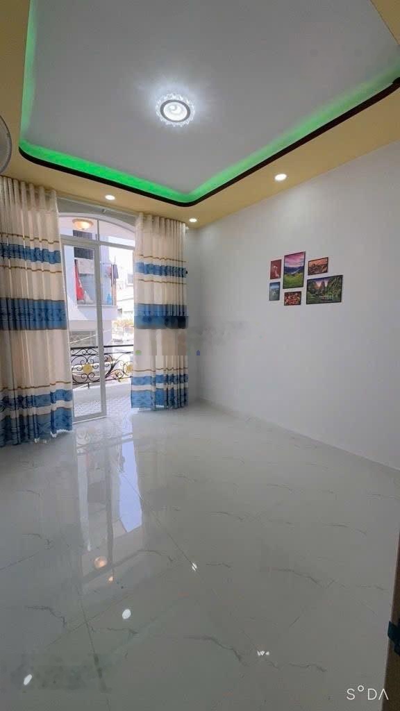 Giá : 4 tỷ 500 - hxh 6m ngay phùng tá chu p.an lạc - 27m2 ( 3 tầng ) 3pn, 2wc