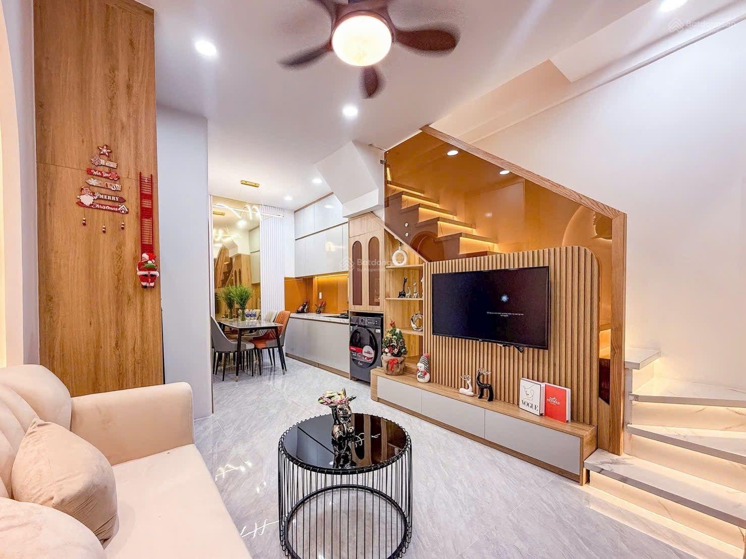 Bán gấp trong tháng - Bán nhà hẻm Vũ Tùng 21m² 2 tầng - 4.58 tỷ