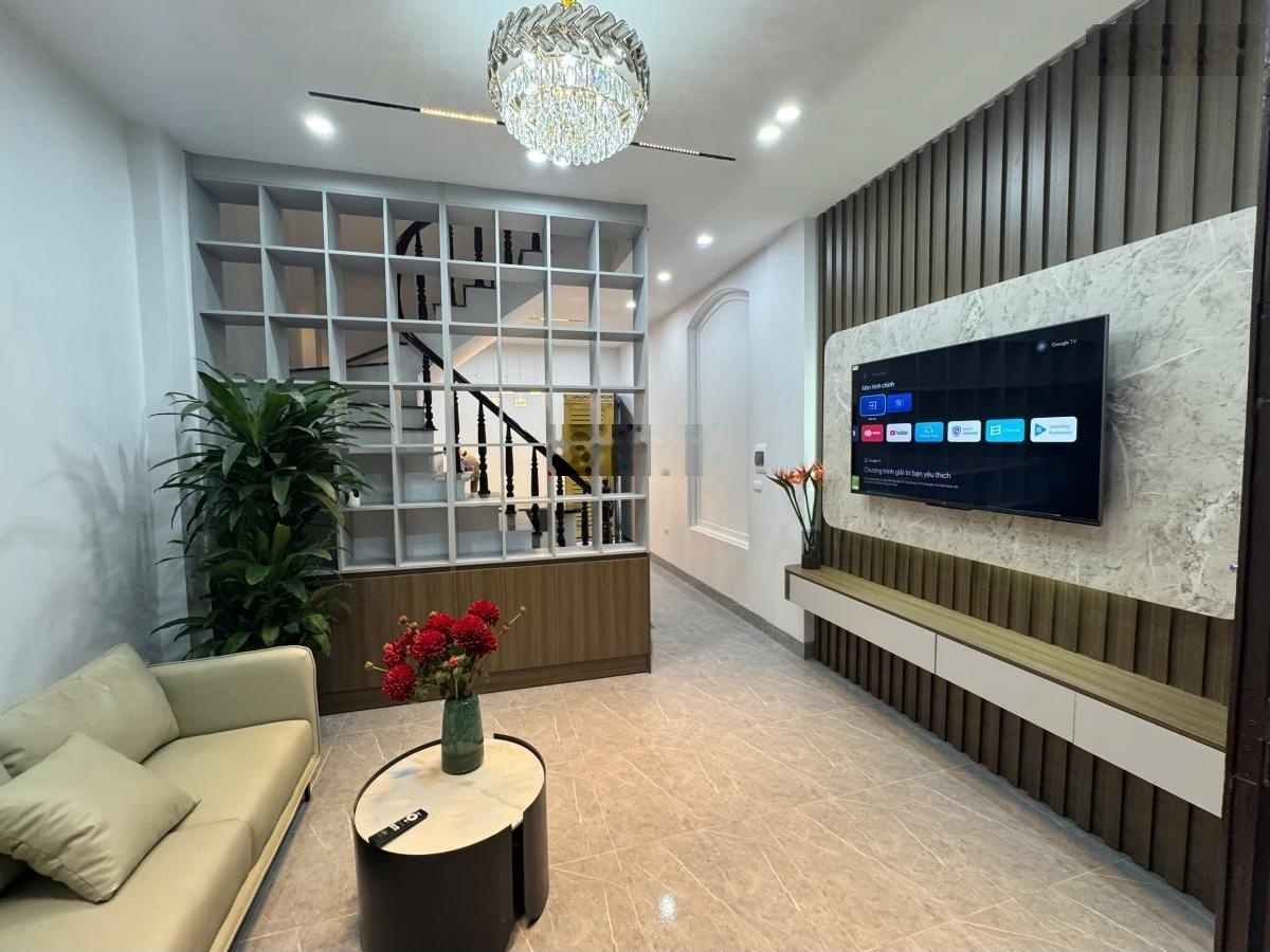 Kim Giang 34m 4 tầng, cách 1 nhà ra ô tô, ngõ thông, hạ tầng lên, ở & cho thuê tốt