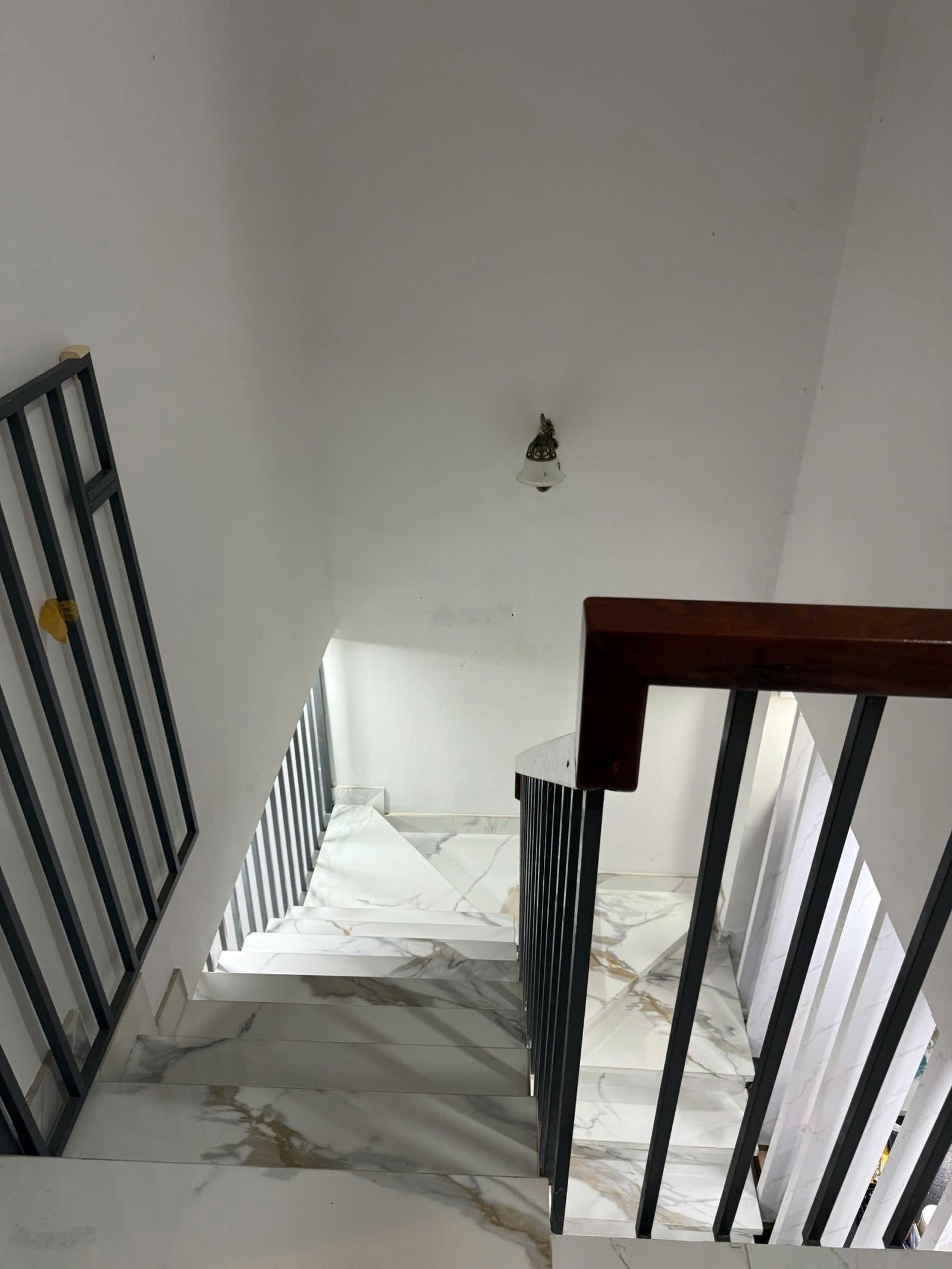 Nhà đẹp, hiện đại HXH đường Bà Hom (4x12) Giá chỉ 5.2 tỷ