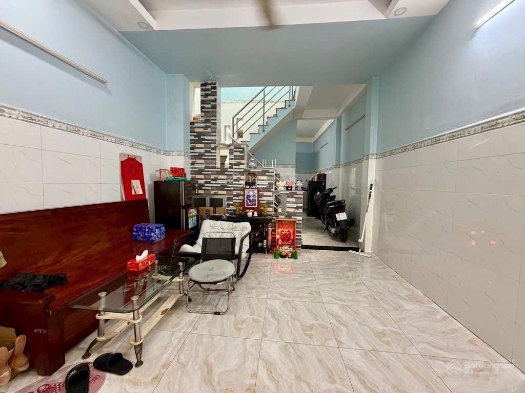 Bán Nhà riêng tại Bông Sao Quận 8, 3,99 tỷ, 54m2 (4.3x13) 2 tầng, vuông vức, giá ưu đãi